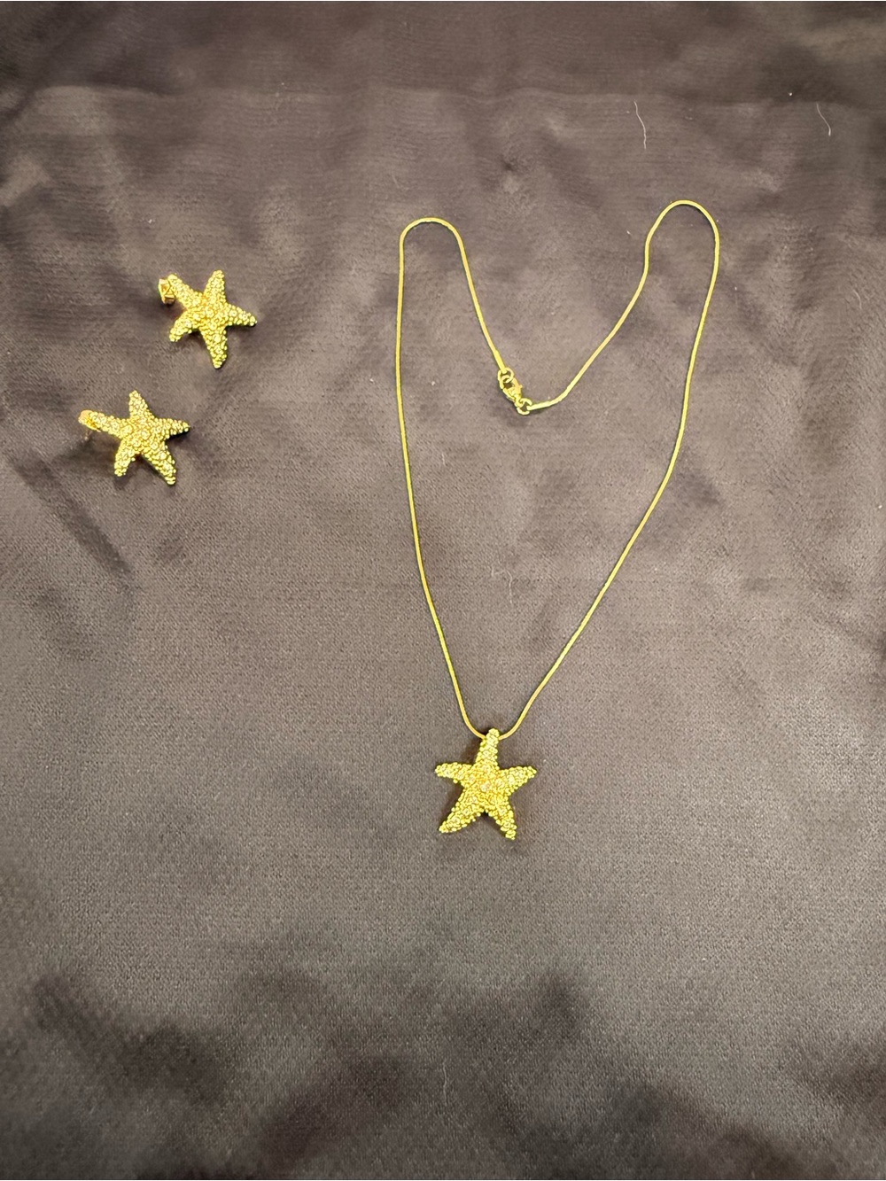 Gold Star Pendant Necklace - Women Jewelry